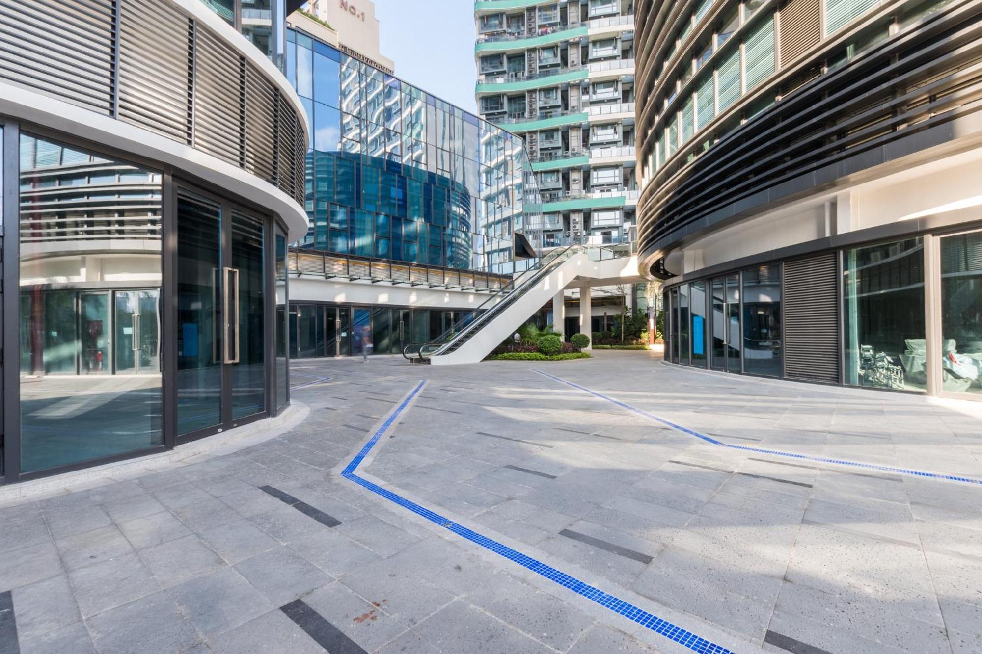 Poly Central Plaza By Boli At Sanya City Center#Near Joy City ภายนอก รูปภาพ